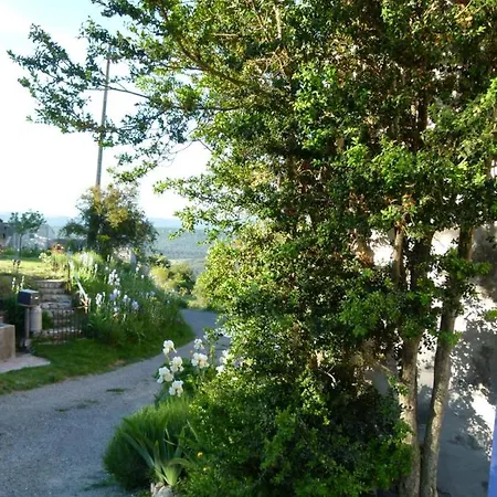 Campagnarde Bed & Breakfast *
